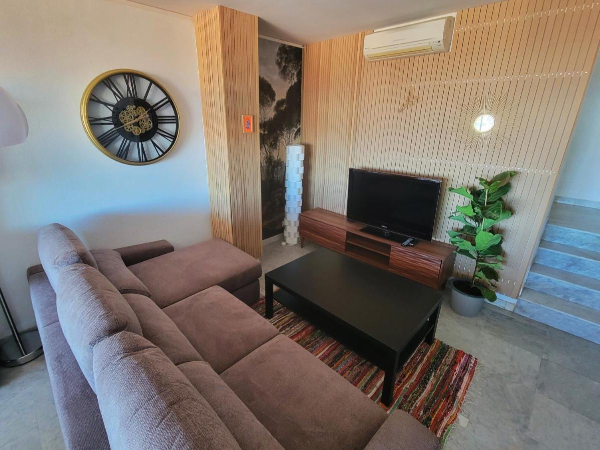 Bel Appartement A 200M De La Mer! Fréjus Dış mekan fotoğraf